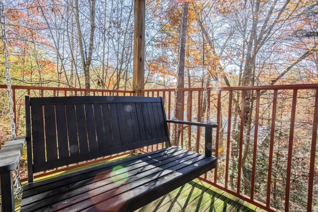 Sasquatch Lodge E Sleeps 13 Gatlinburg Esterno foto